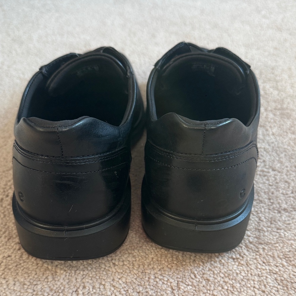 Ecco Black Leather Men's Oxfords - Picture 5 of 5